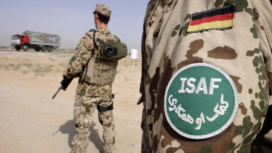 Bundeswehrsoldaten   im Einsatz nahe Madrassa in der Nähe des  nordafghanischen Kundus   (Archivbild von 2008)